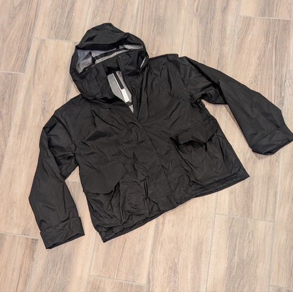 Lululemon Women's Feel the Ease Jacket - Picture 2 of 13